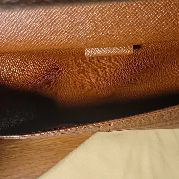 Louis Vuitton Monogran Canvas Porte Tresor International Wallet - Picture 16 of 16